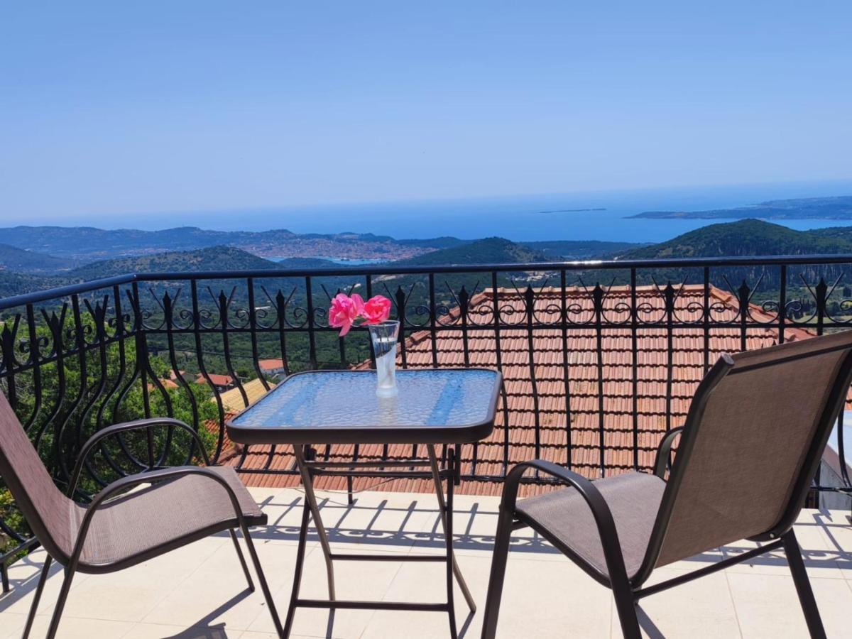 Fioravante Argostoli  Buitenkant foto